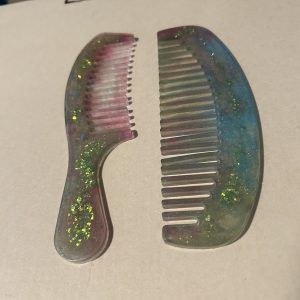 2 pc comb set green glitter